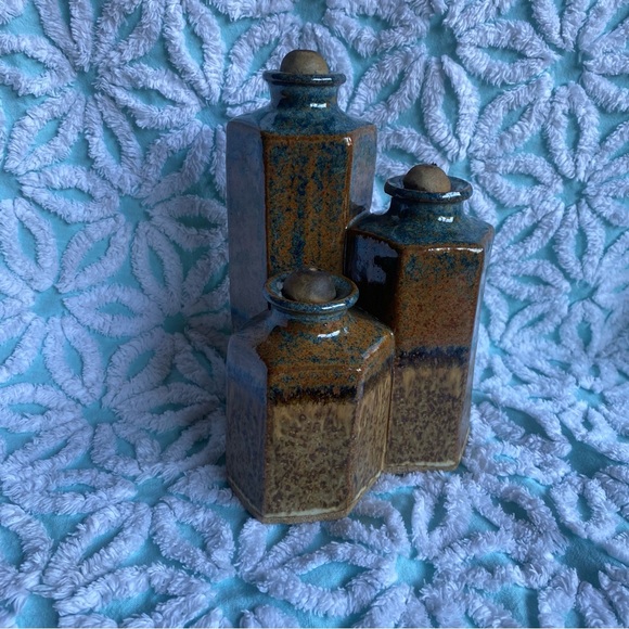 Vintage Pottery oil lamp 3 burner signed glazed - Picture 9 of 9